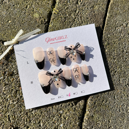 «MIDNIGHT BOW FRENCH»– Black French Press-On Nails with 3D Bow Accents, Elegant & Chic Nail Design