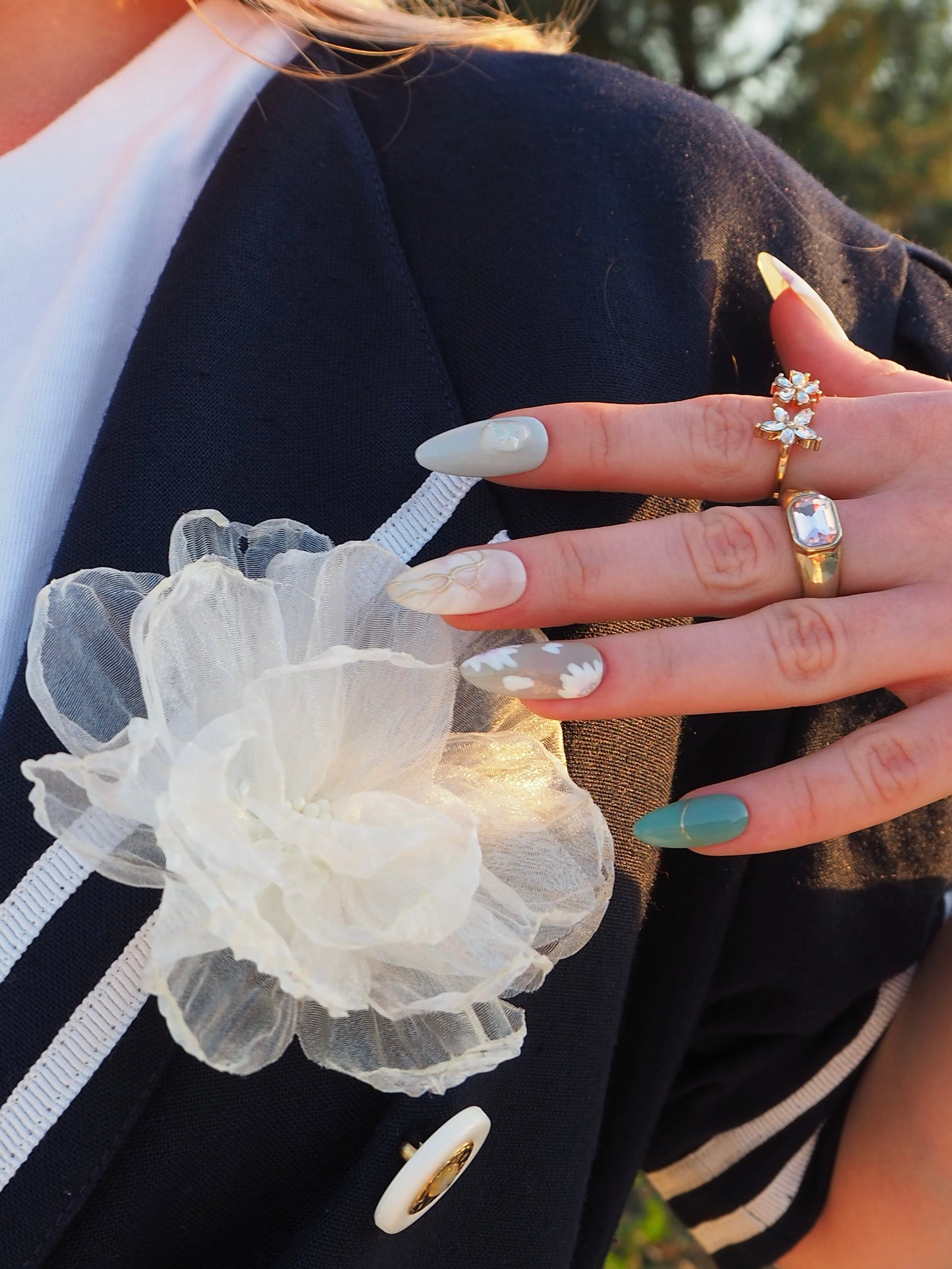 «MINT BLOOM NAILS»- Pastel Blue Green Press-On Nails with White Floral and Gold Line Accents