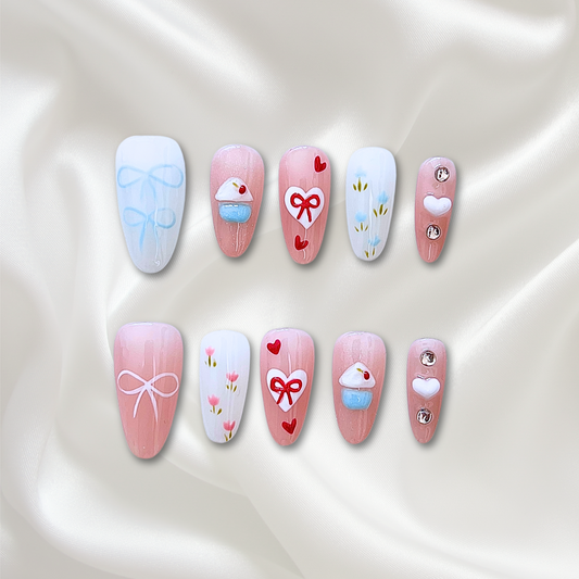 «SWEETHEART CUPCAKE DREAM» – Pink & White Press-On Nails with Bows, Cupcakes & Hearts, Kawaii & Soft Girl Aesthetic
