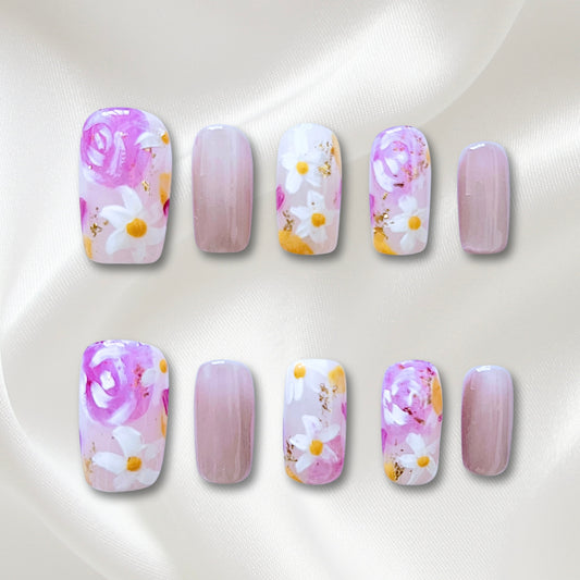 «PEACHY DAISY GLOW»- Pink Cat Eye Press-On Nails with Floral Design & Mini Daisies