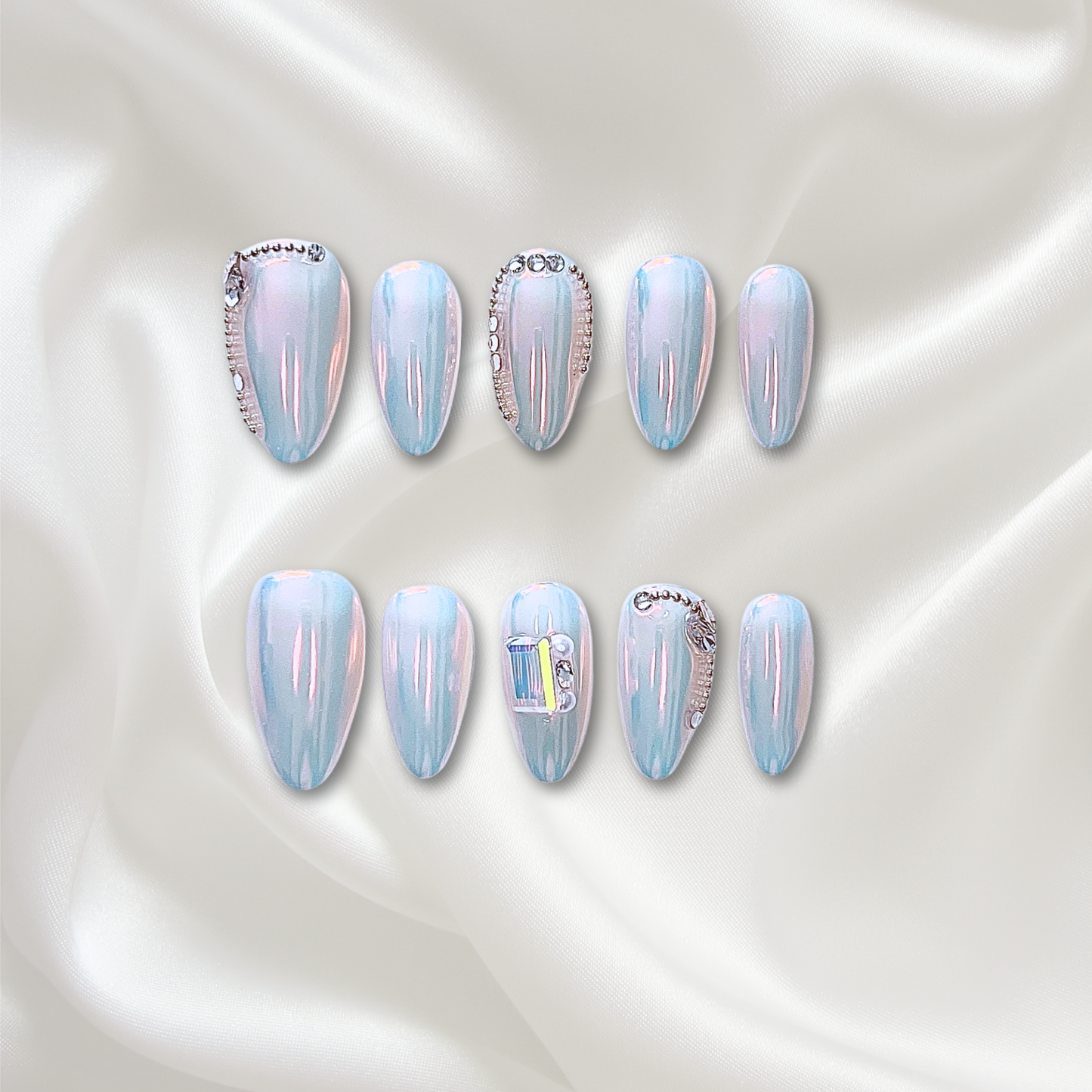 «AURORA SHELL GLOW»– White Shell Powder Press-On Nails with Iridescent Aurora Shine, Trendy & Luxurious Nail Design