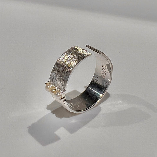 «LUNAR PEARL TEXTURE RING»- Sterling Silver Textured Band Ring with Mini Pearl Accents
