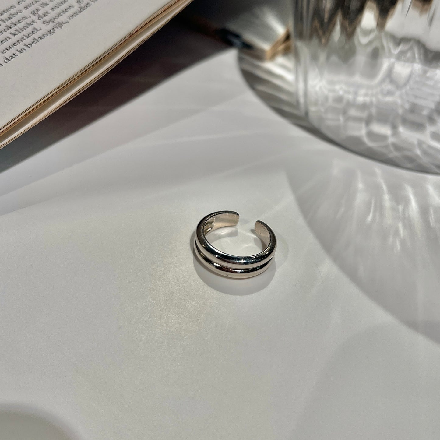 «CURVED GLOW BAND»— Polished Adjustable Ring