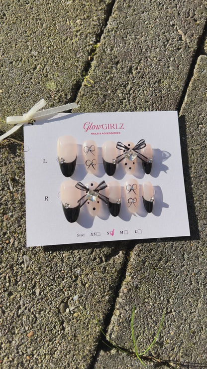 «MIDNIGHT BOW FRENCH»– Black French Press-On Nails with 3D Bow Accents, Elegant & Chic Nail Design
