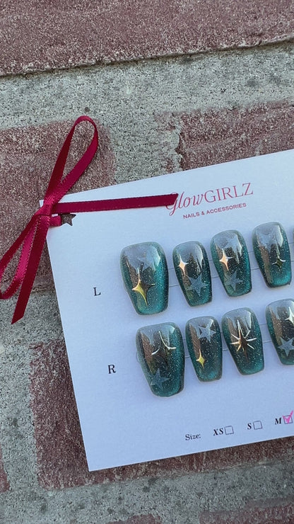 «MIDNIGHT AURORA GALAXY NAILS»– Dark Blue Cosmic Press-On Nails with Shooting Stars & Glitter Gradient, Reusable Celestial Nail Set